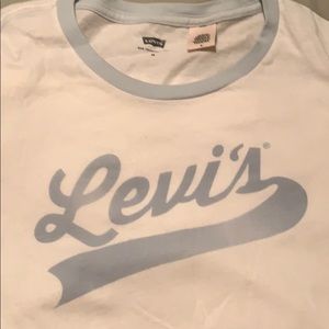Levi’s T-shirt. Size M. Fits smaller though.